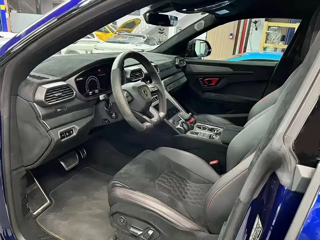 Lamborghini Urus — фото 2