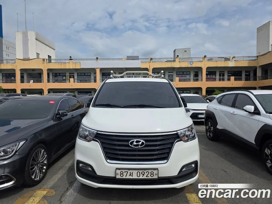 Hyundai Starex 2021 из KR, фото 2