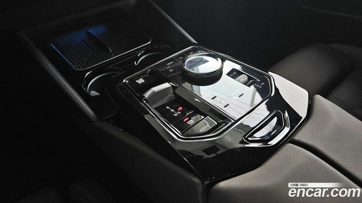 BMW 5-Series 2024 из KR, фото 7