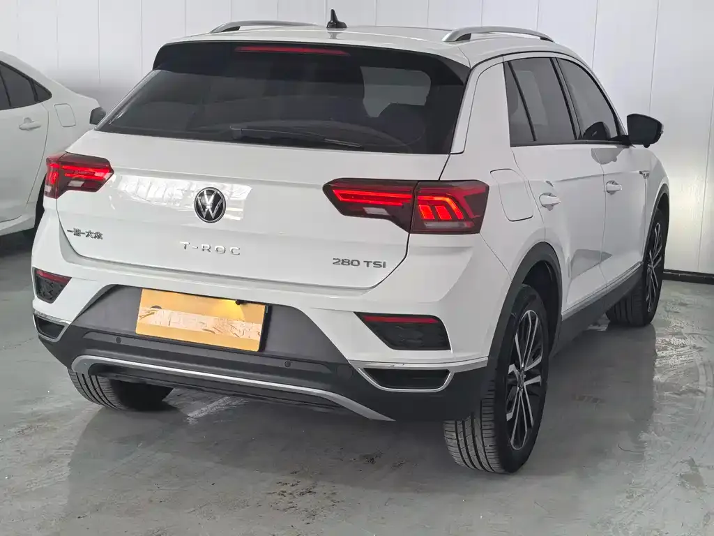 Volkswagen T-Roc 2022 из CN, фото 10