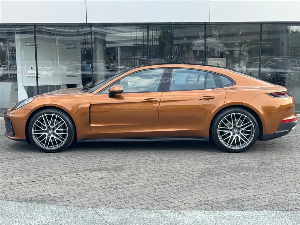 Porsche Panamera 2025 из CN, фото 9