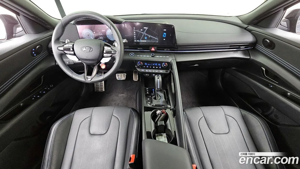 Hyundai AVANTE — фото 4
