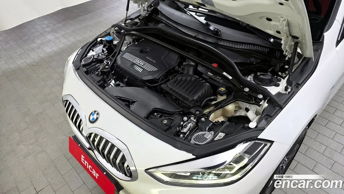 BMW 1-Series 2021 из KR, фото 8