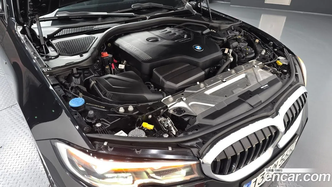 BMW 3-Series 2022 из KR, фото 5