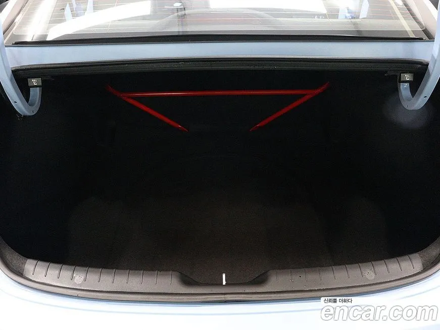 Hyundai AVANTE — фото 2