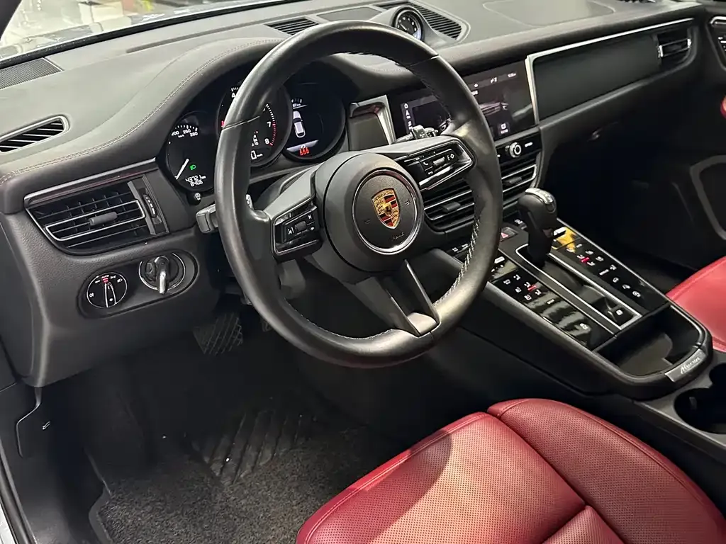 Porsche Macan — фото 10