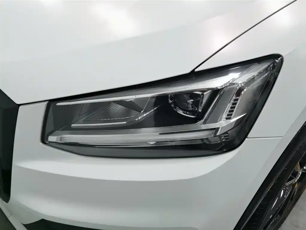 Audi Q2L 2021 из CN, фото 2