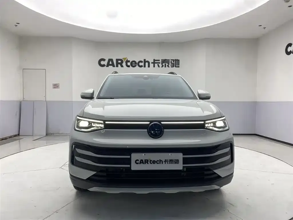 Volkswagen Tharu — фото 8