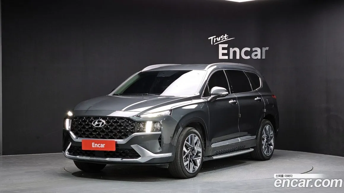 Hyundai Santafe — фото 1