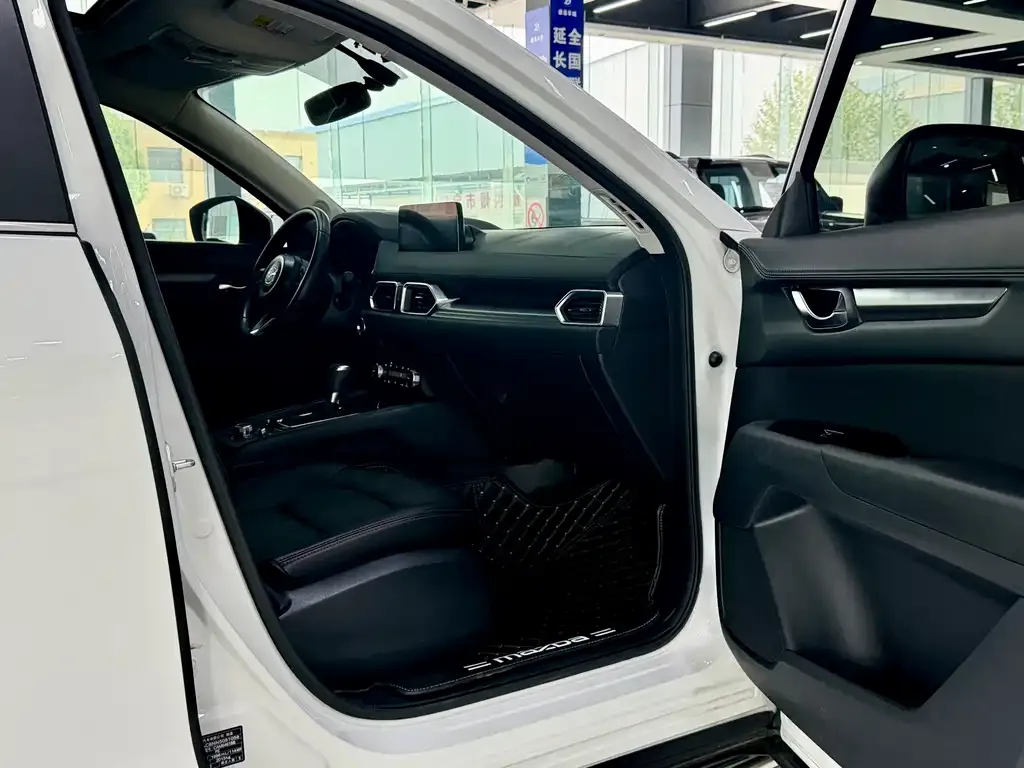 Mazda CX-5 2022 из CN, фото 2