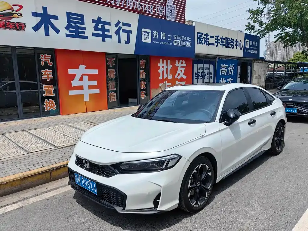 Honda Civic 2025 из CN, фото 1
