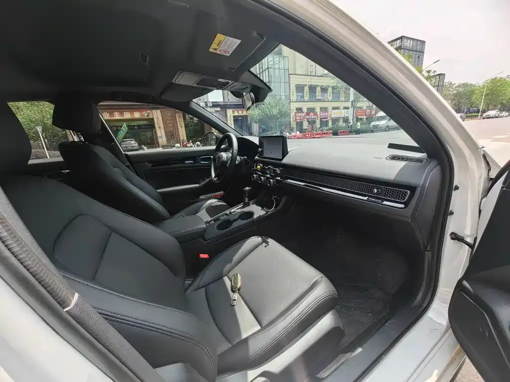 Honda Civic 2025 из CN, фото 3