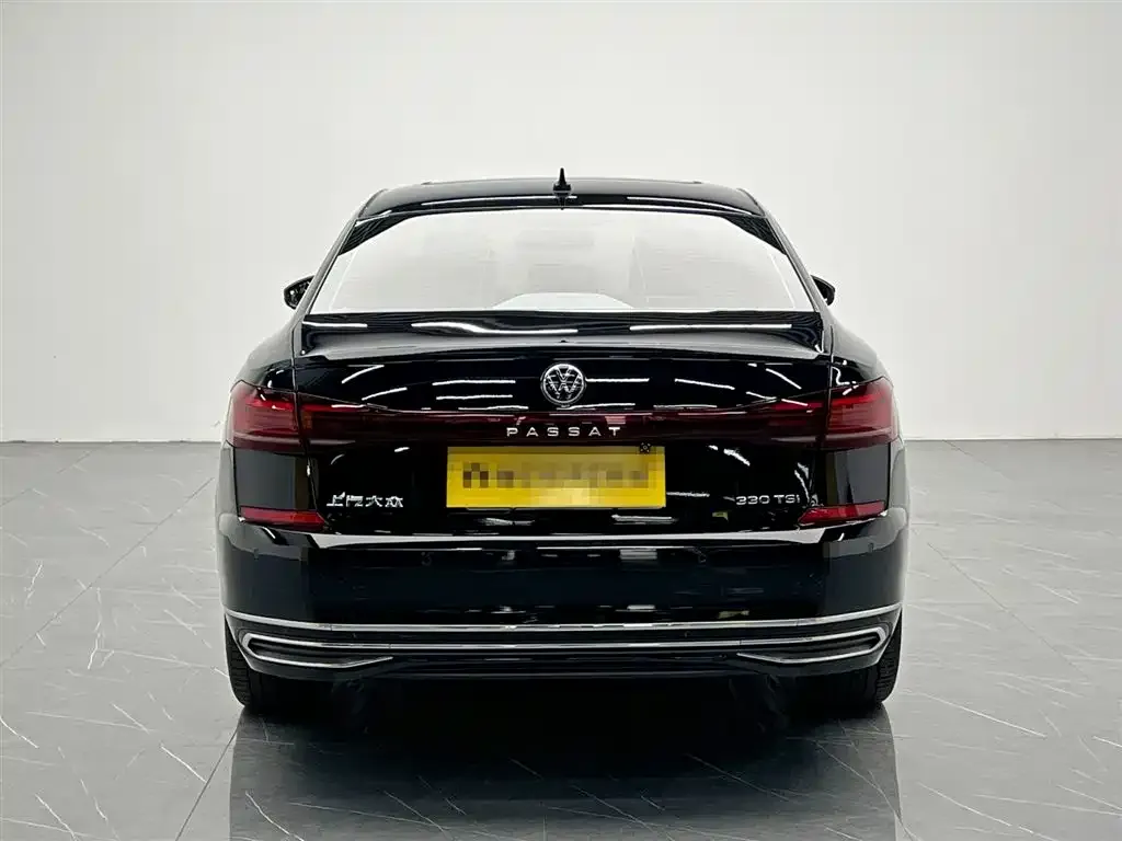 Volkswagen Passat — фото 6