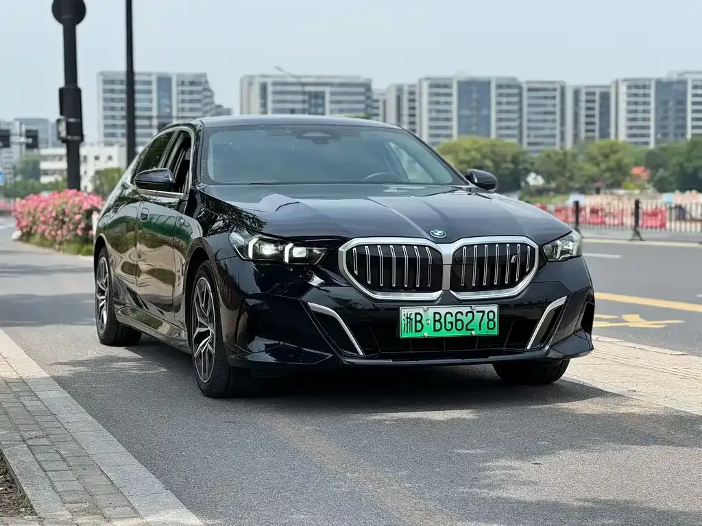 BMW i5 2024 из CN, фото 10
