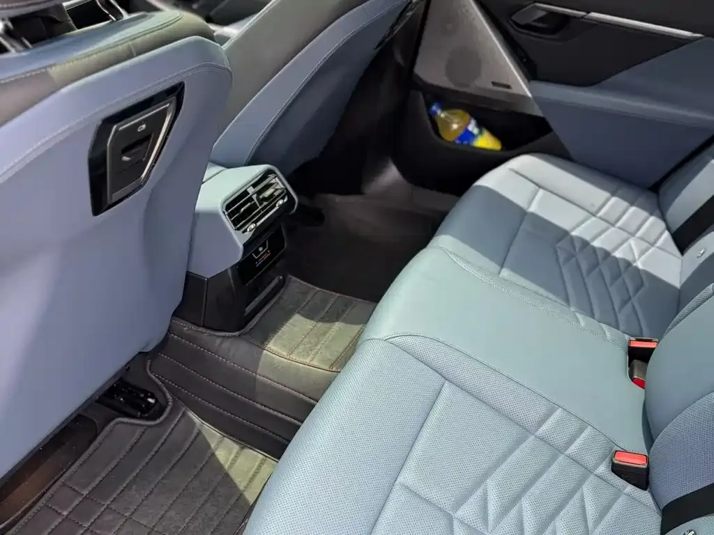 BMW i5 2024 из CN, фото 4