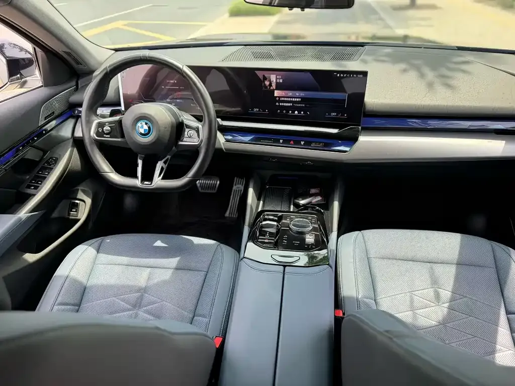 BMW i5 2024 из CN, фото 9