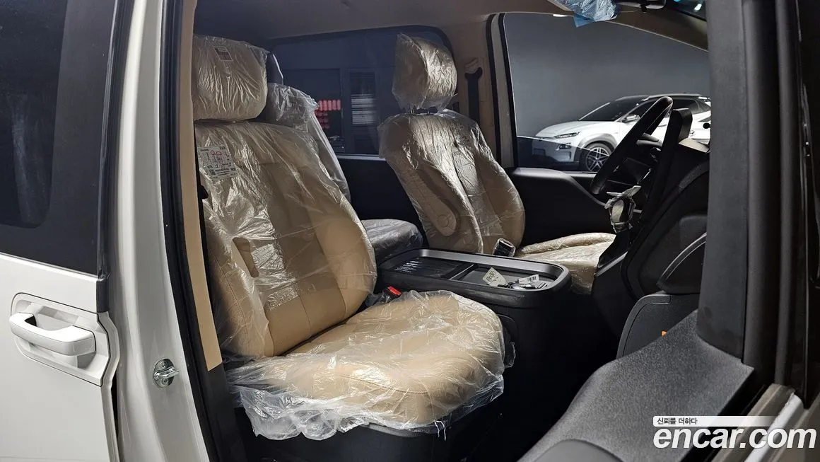 Hyundai Staria 2025 из KR, фото 4