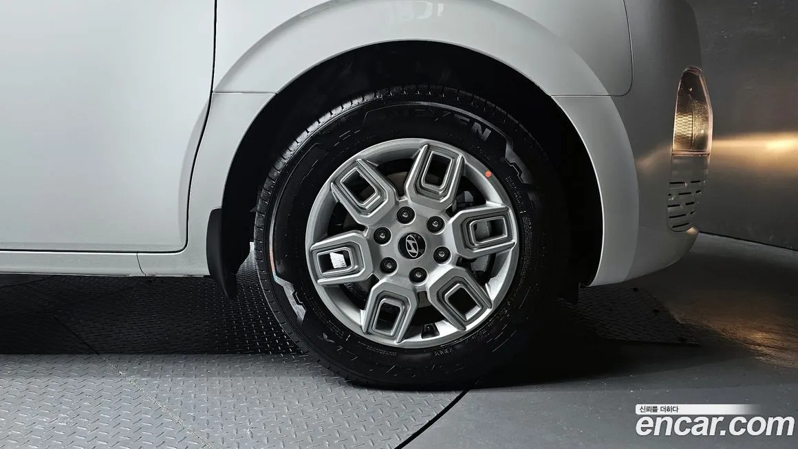 Hyundai Staria 2025 из KR, фото 10
