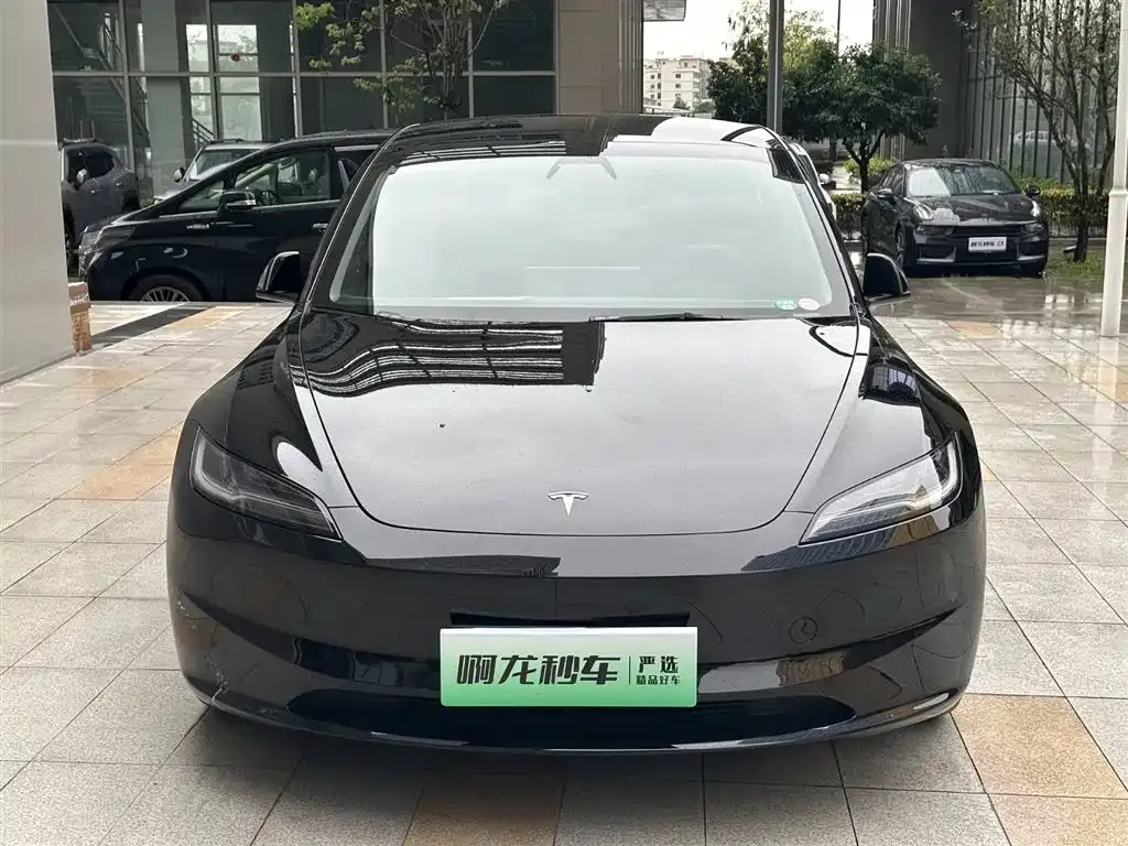 Tesla Model 3 — фото 6