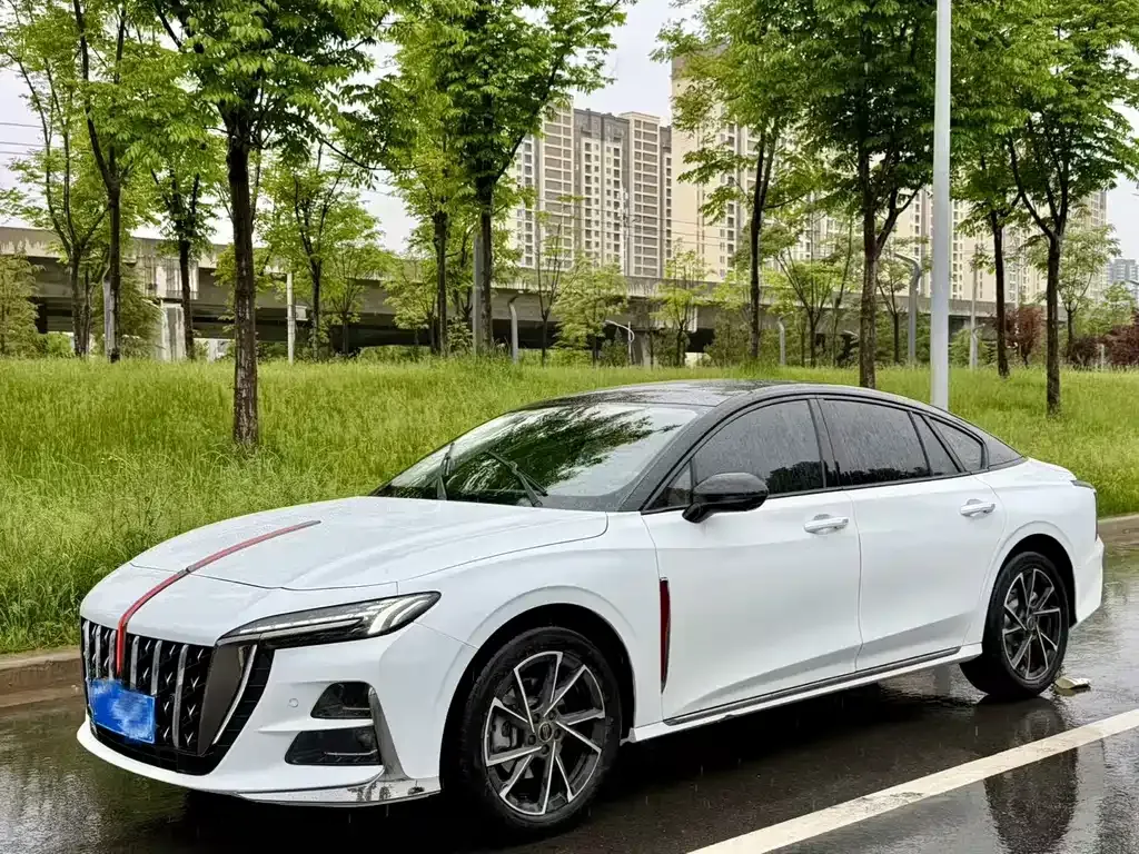 Hongqi H6