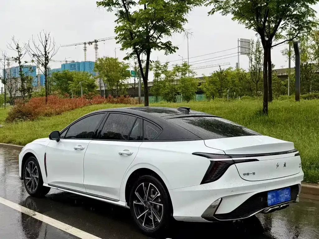 Hongqi H6 2025 из CN, фото 9