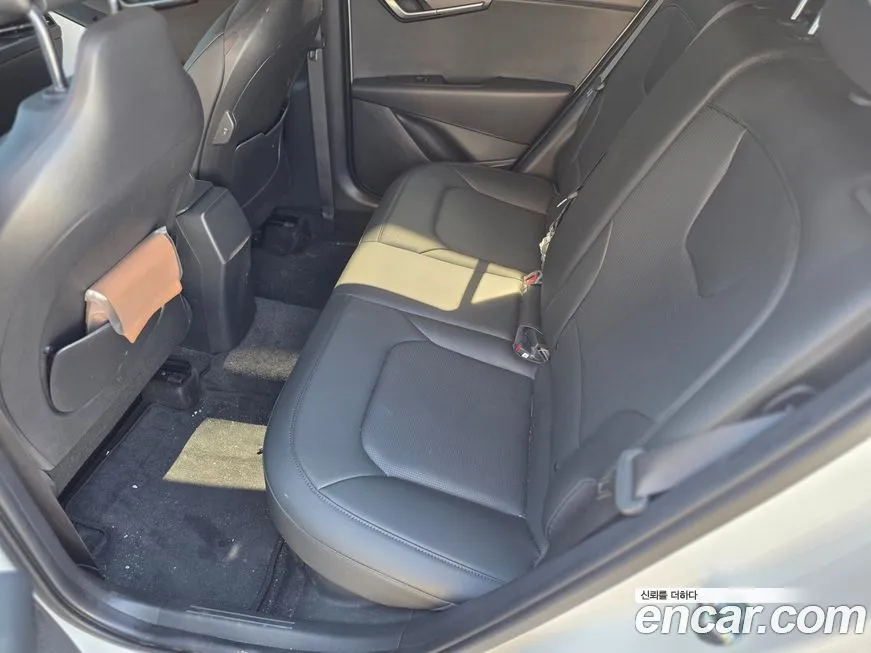 Kia Niro — фото 5