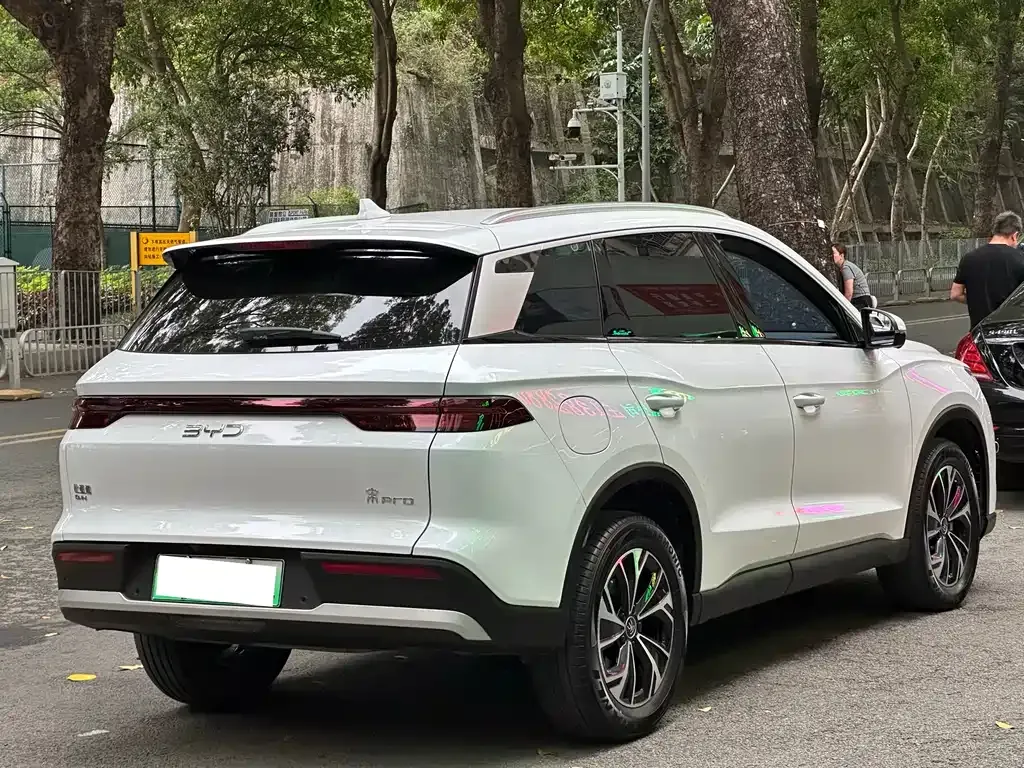 BYD Pro New Energy — фото 5