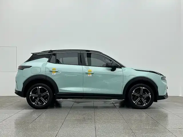 Lynk & Co 06 EM-P 2024 из CN, фото 6