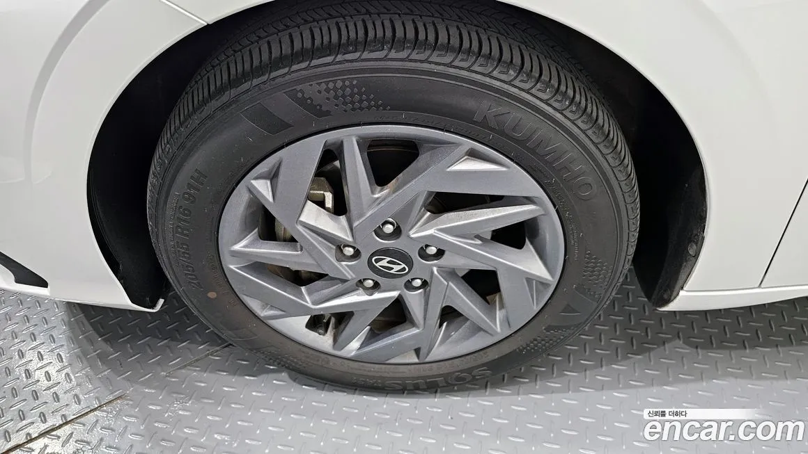 Hyundai AVANTE — фото 10