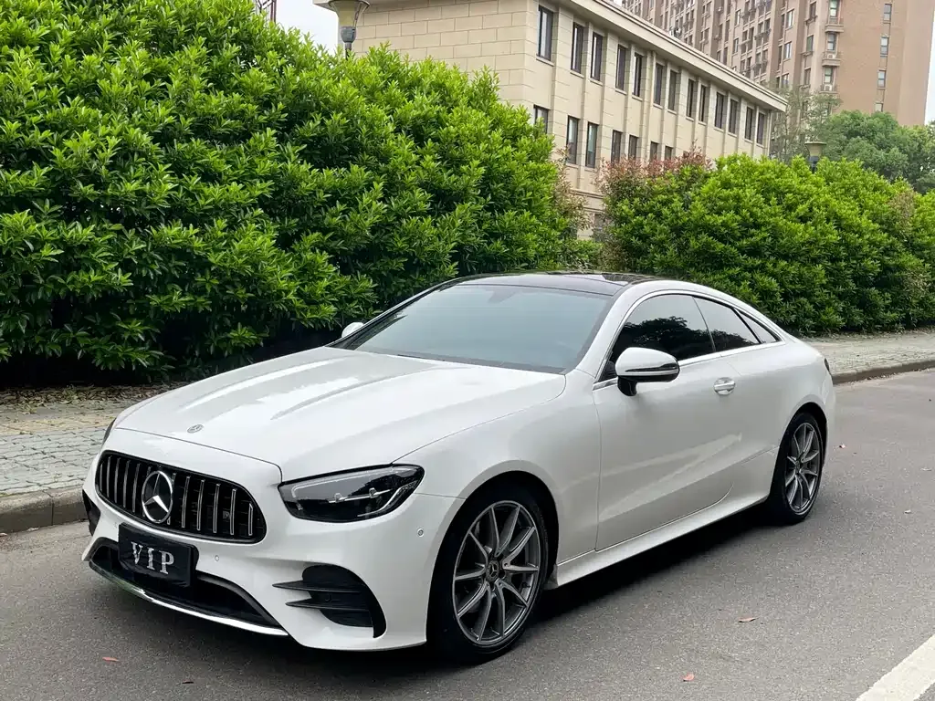Mercedes-Benz E-Class (Import) — фото 1
