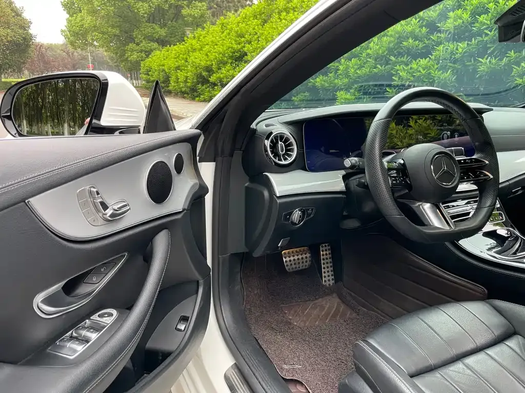 Mercedes-Benz E-Class (Import) — фото 6