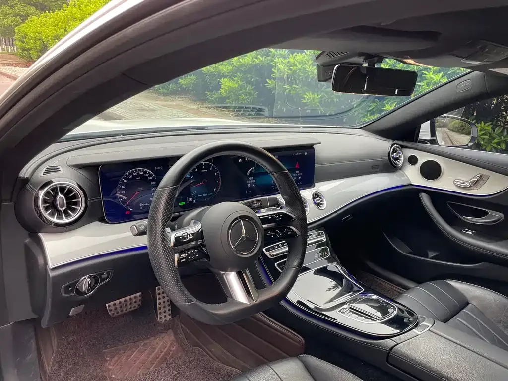 Mercedes-Benz E-Class (Import) — фото 3