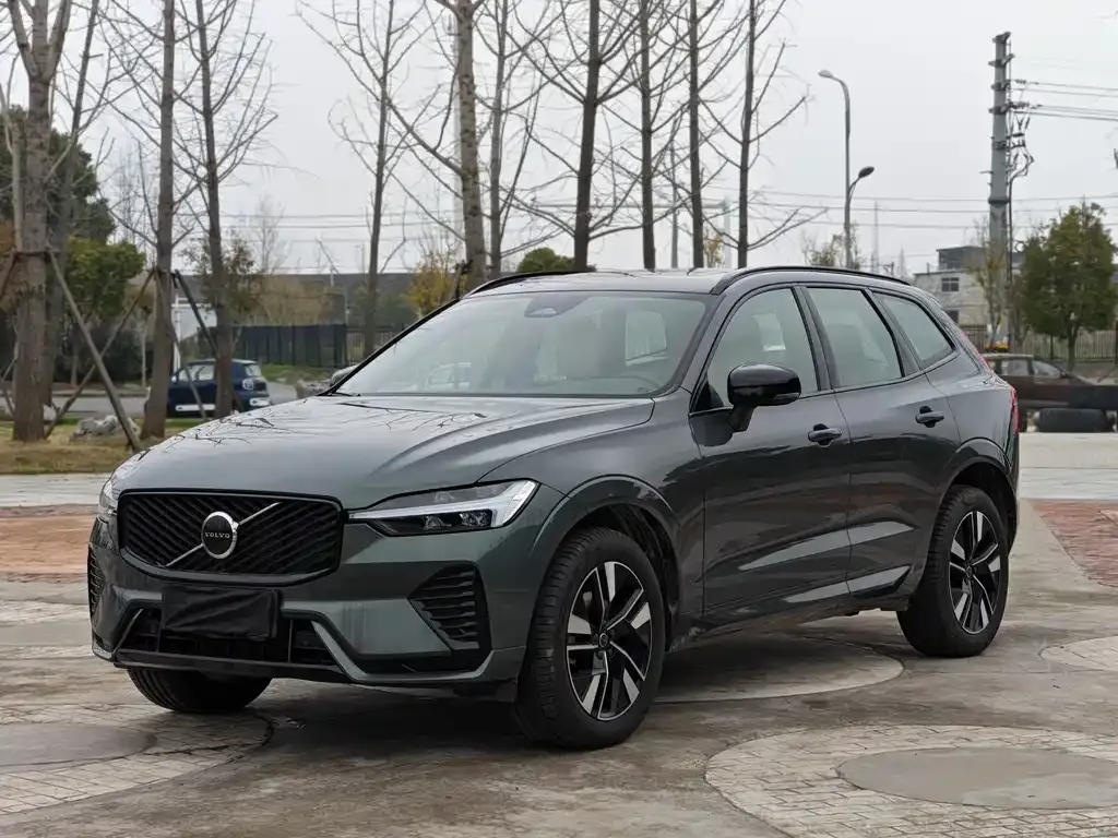Volvo XC60 — фото 3