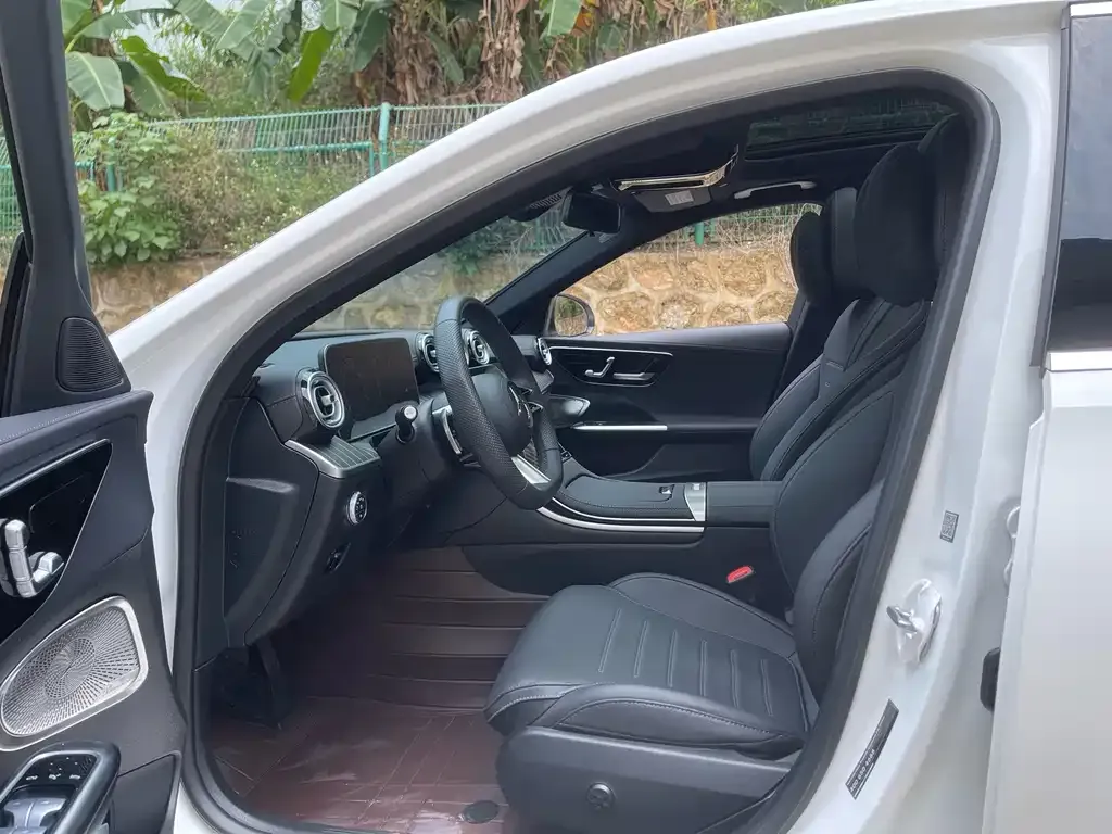 Mercedes-Benz C-Class 2024 из CN, фото 3