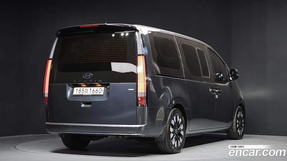 Hyundai Staria 2025 из KR, фото 3