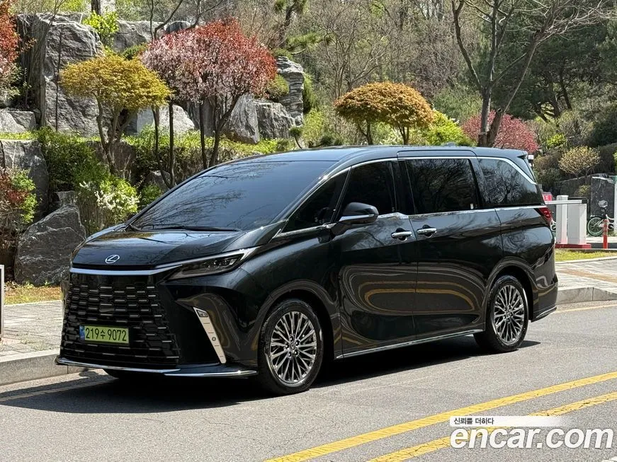 Lexus LM 2025 из KR, фото 1