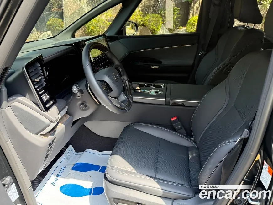 Lexus LM 2025 из KR, фото 3