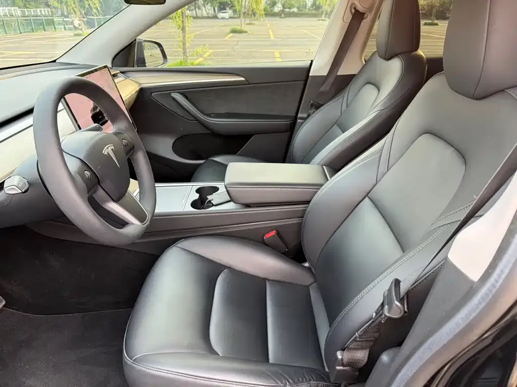 Tesla Model Y 2022 из CN, фото 3