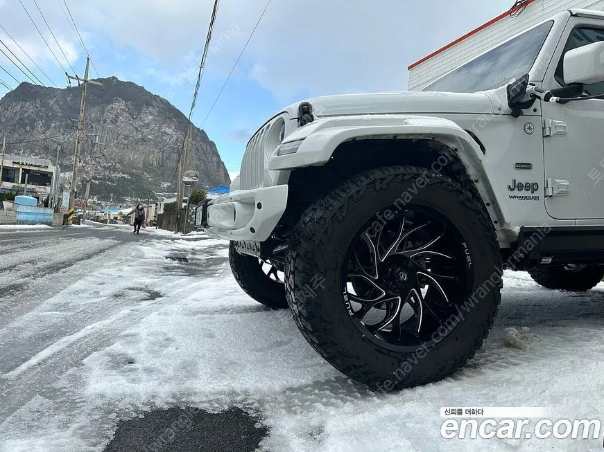 Jeep Wrangler 2022 из KR, фото 8