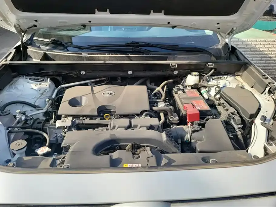 Toyota RAV4 2021 из CN, фото 2