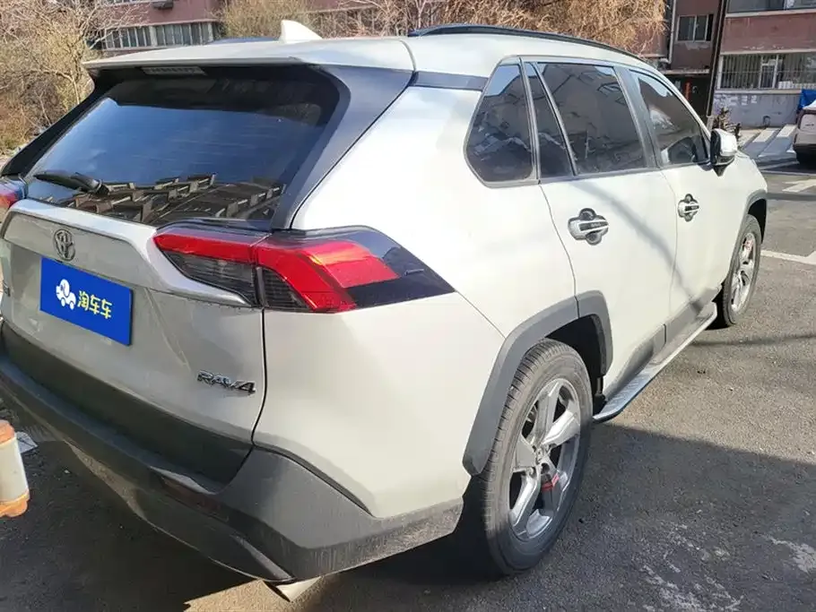 Toyota RAV4 2021 из CN, фото 5