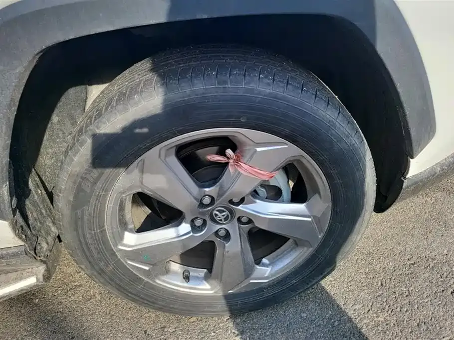 Toyota RAV4 2021 из CN, фото 6