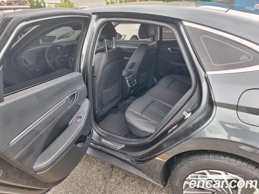 Hyundai Sonata 2023 из KR, фото 2