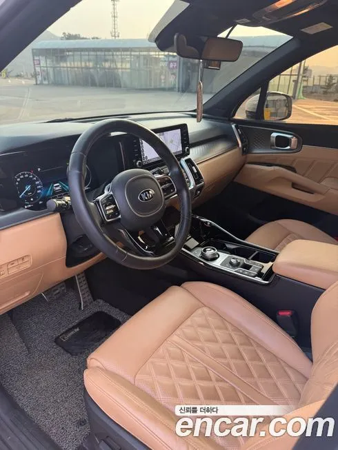 Kia Sorento — фото 10