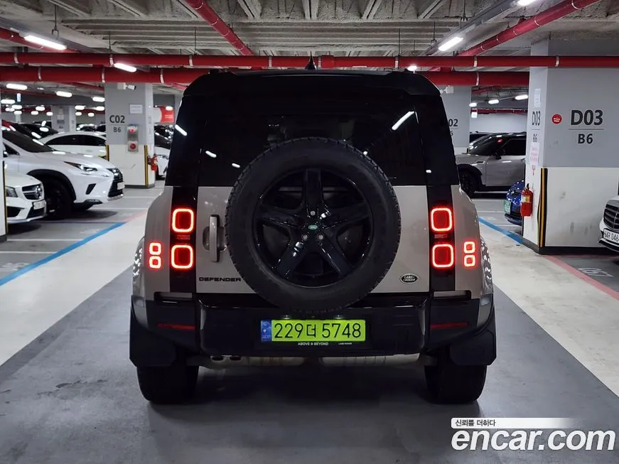 Land Rover Defender — фото 5
