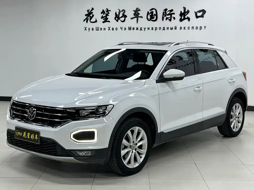 Volkswagen T-Roc — фото 1