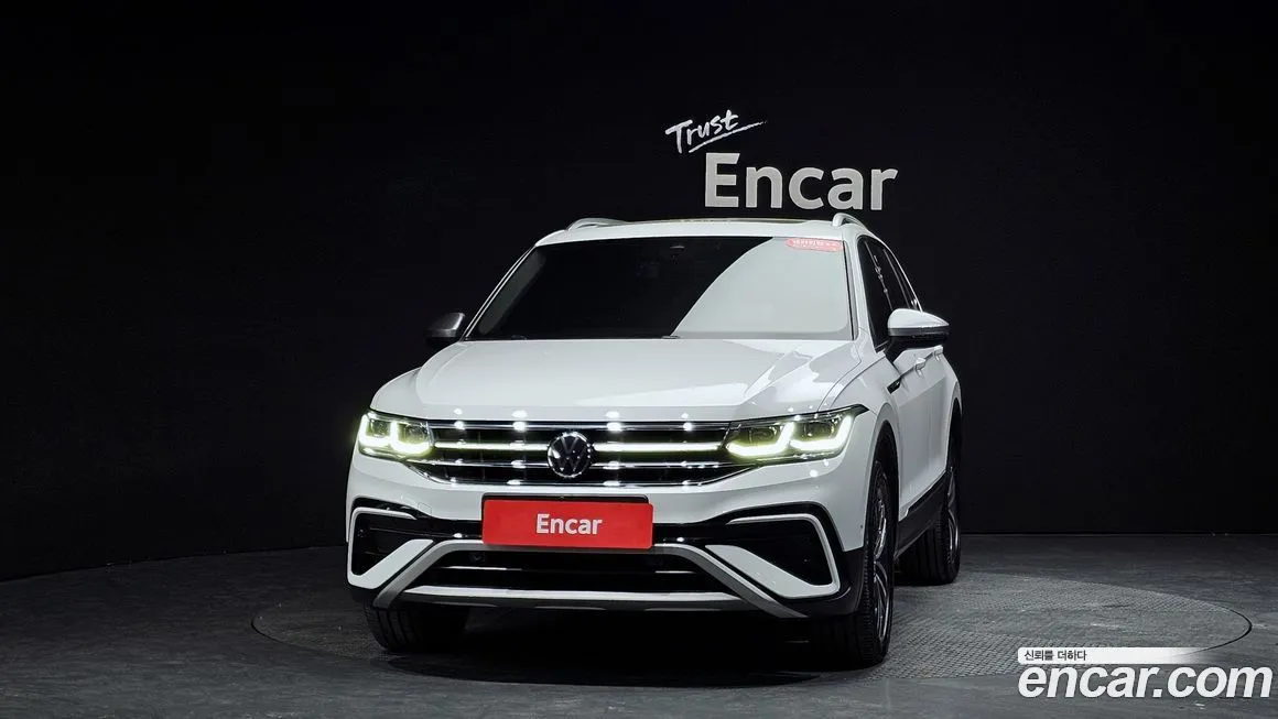 Volkswagen Tiguan — фото 4
