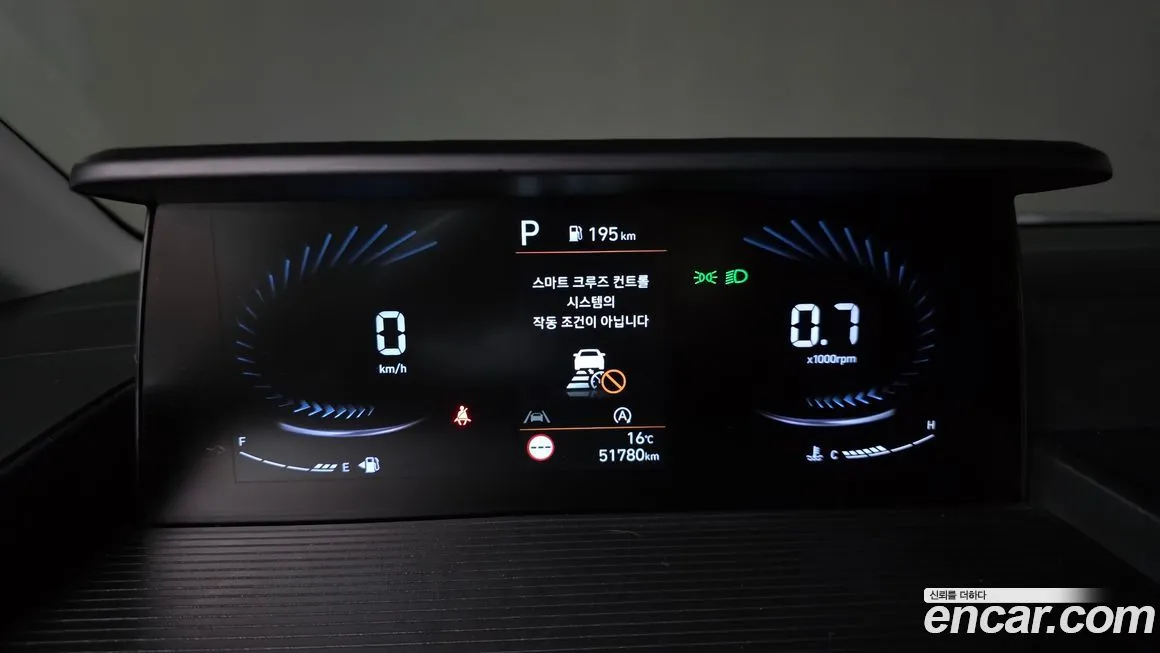 Hyundai Staria — фото 2