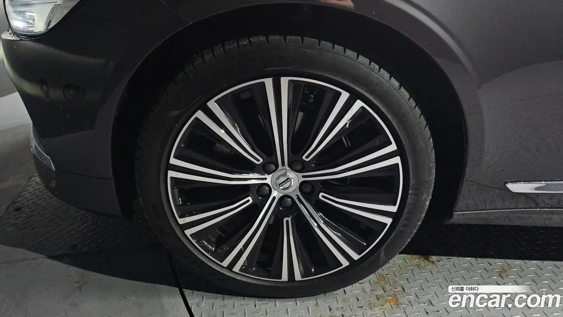 Volvo S90 — фото 9