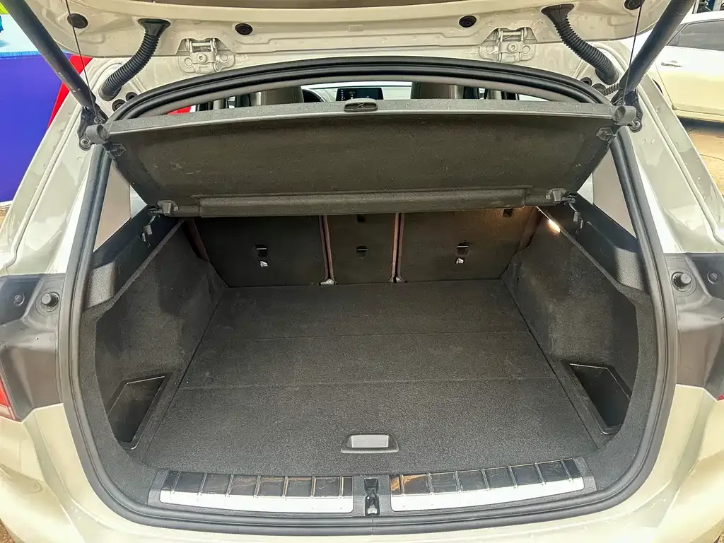 BMW X1 2022 из CN, фото 6
